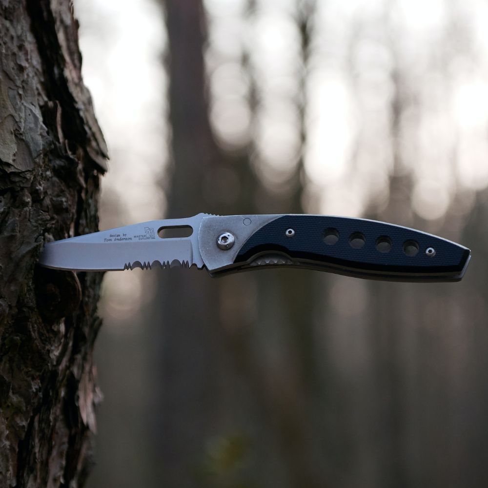 The Best Survival Folding Knife: Comprehensive Reviews